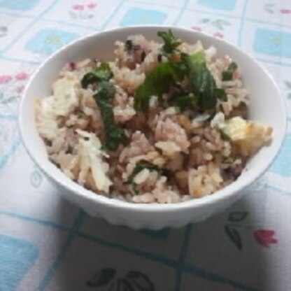 雑穀米で作りました、紫蘇がきいたさっぱり味でパクパクおいしく食べました、
ご馳走様でした、又作ります!(^^)!